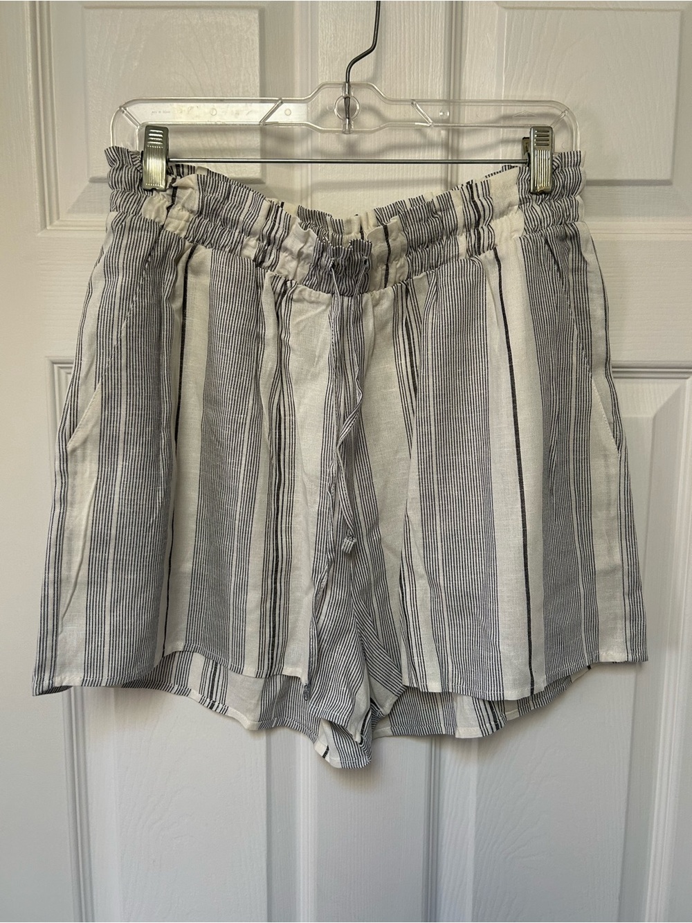 La Hearts Blue & White Striped High-Waist Shorts